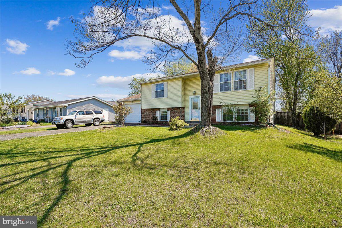 712 N STERLING BOULEVARD