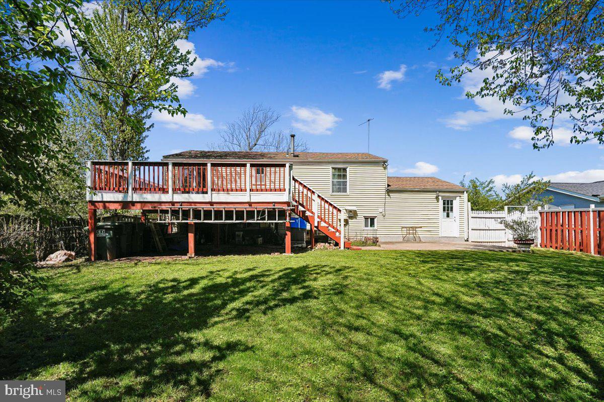 712 N STERLING BOULEVARD