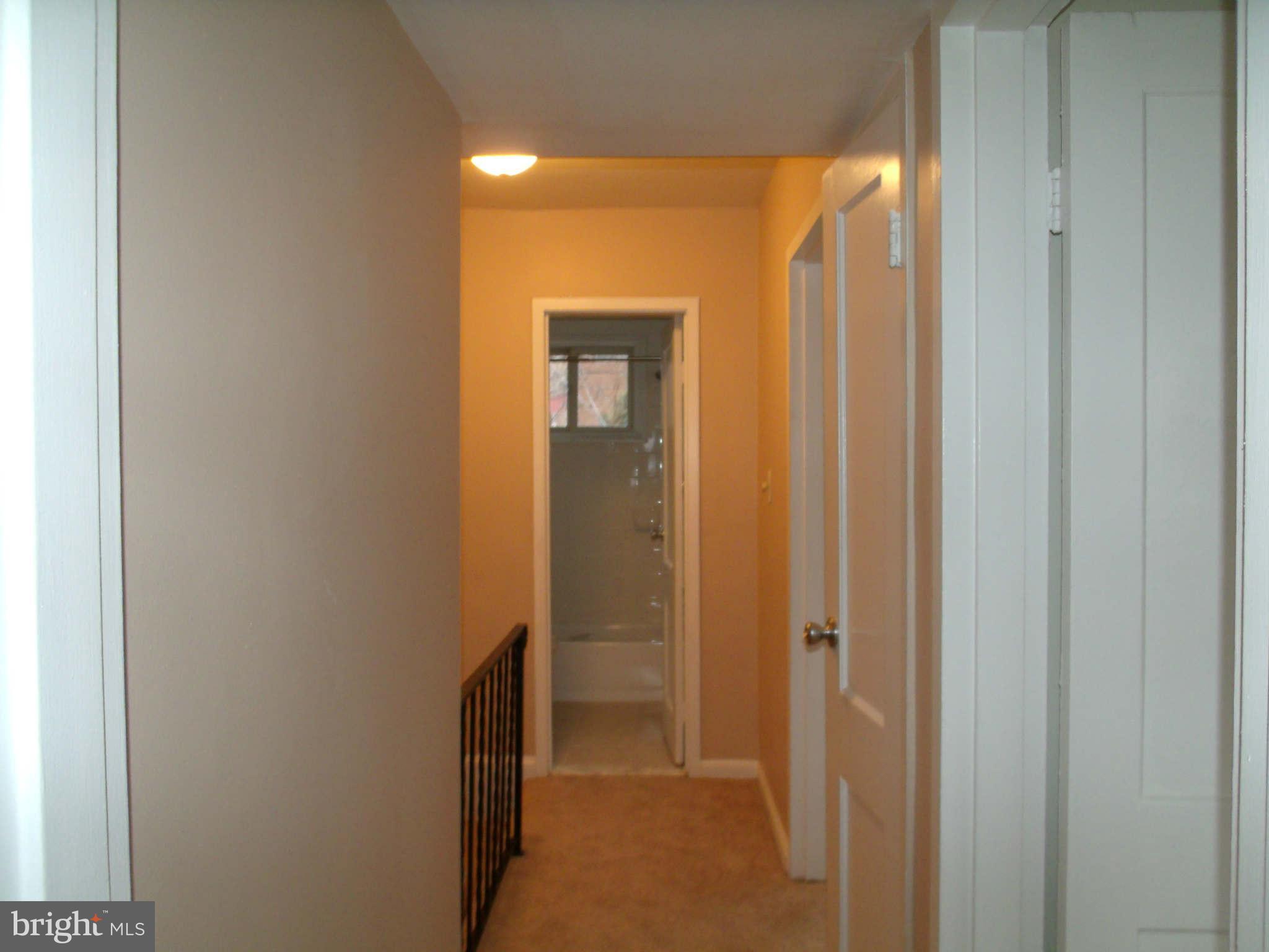 GLASSMANOR - Residential