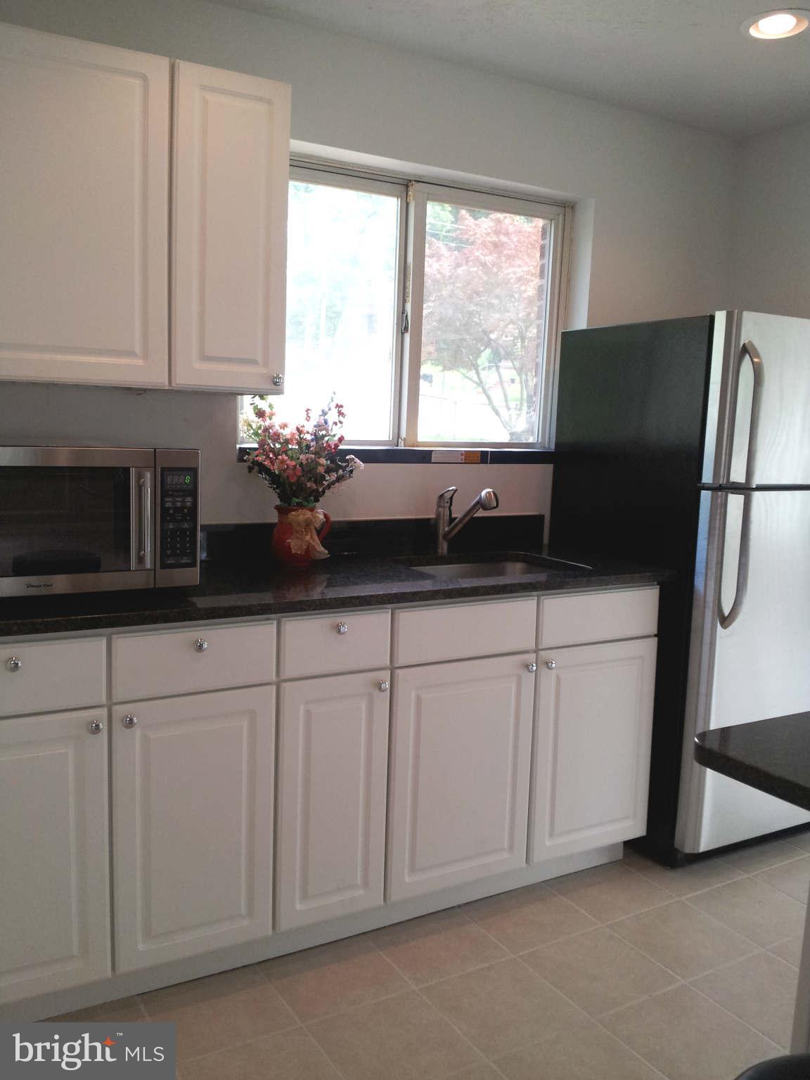 GLASSMANOR - Residential