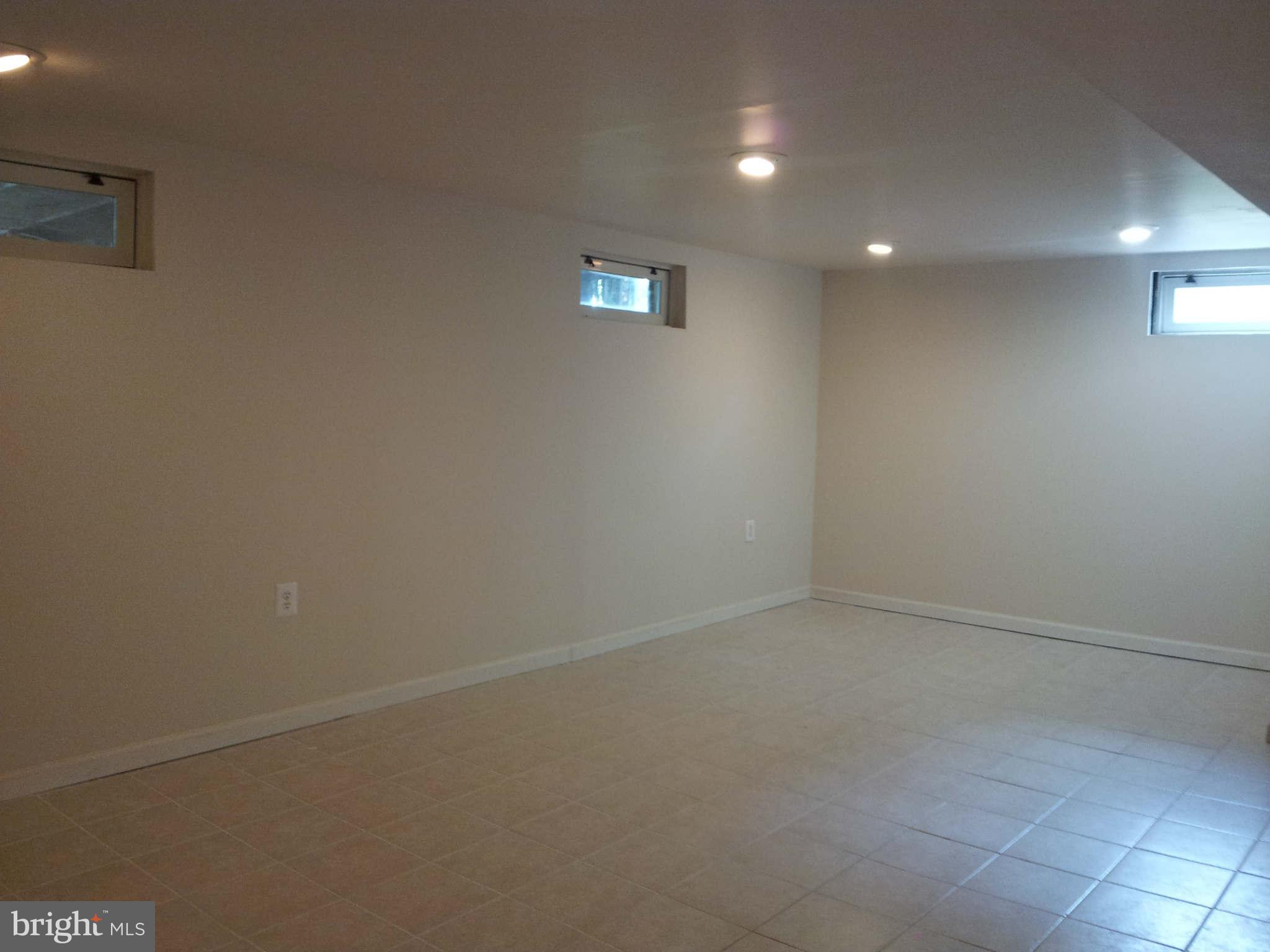 GLASSMANOR - Residential