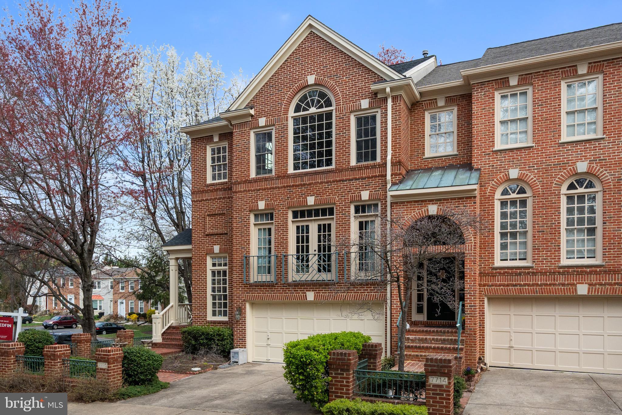 MAINS AT ANNANDALE - Residential