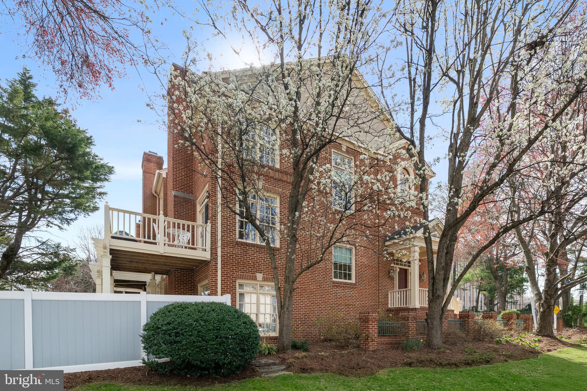 MAINS AT ANNANDALE - Residential