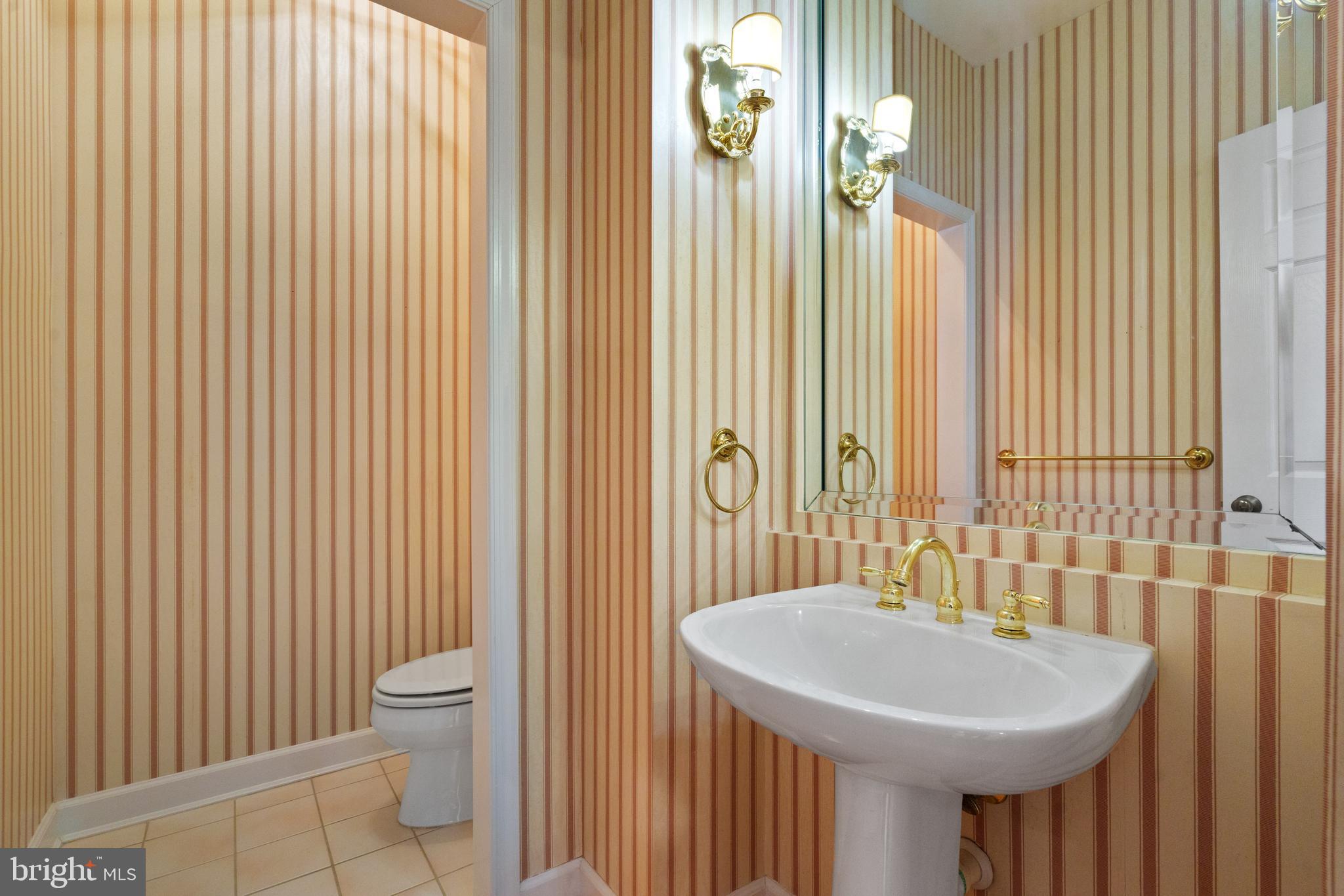 MAINS AT ANNANDALE - Residential