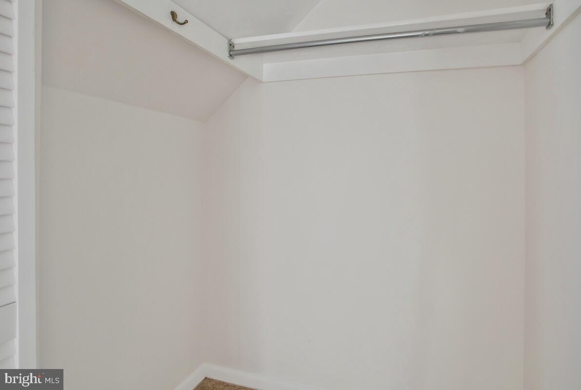 CHARING CROSS - Residential Lease