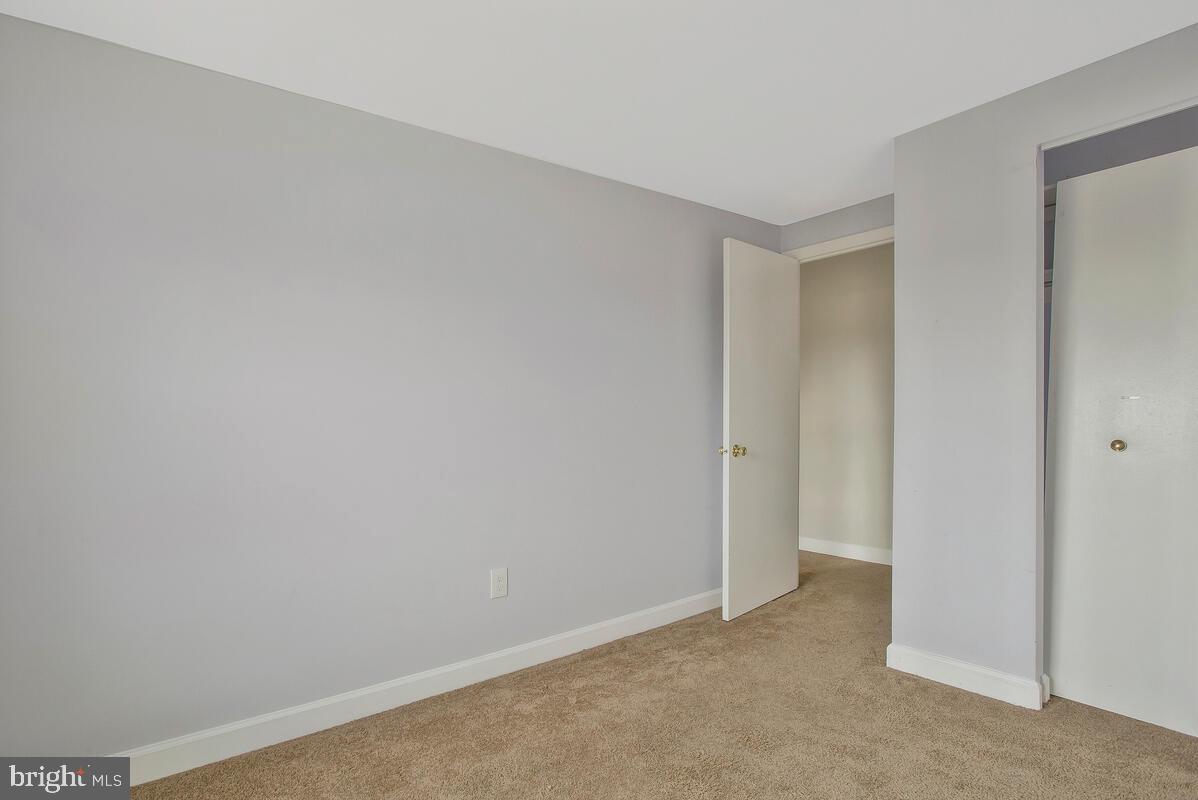 CHARING CROSS - Residential Lease