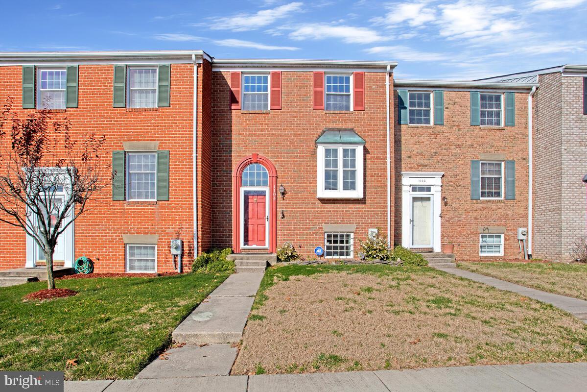 CHARING CROSS - Residential Lease