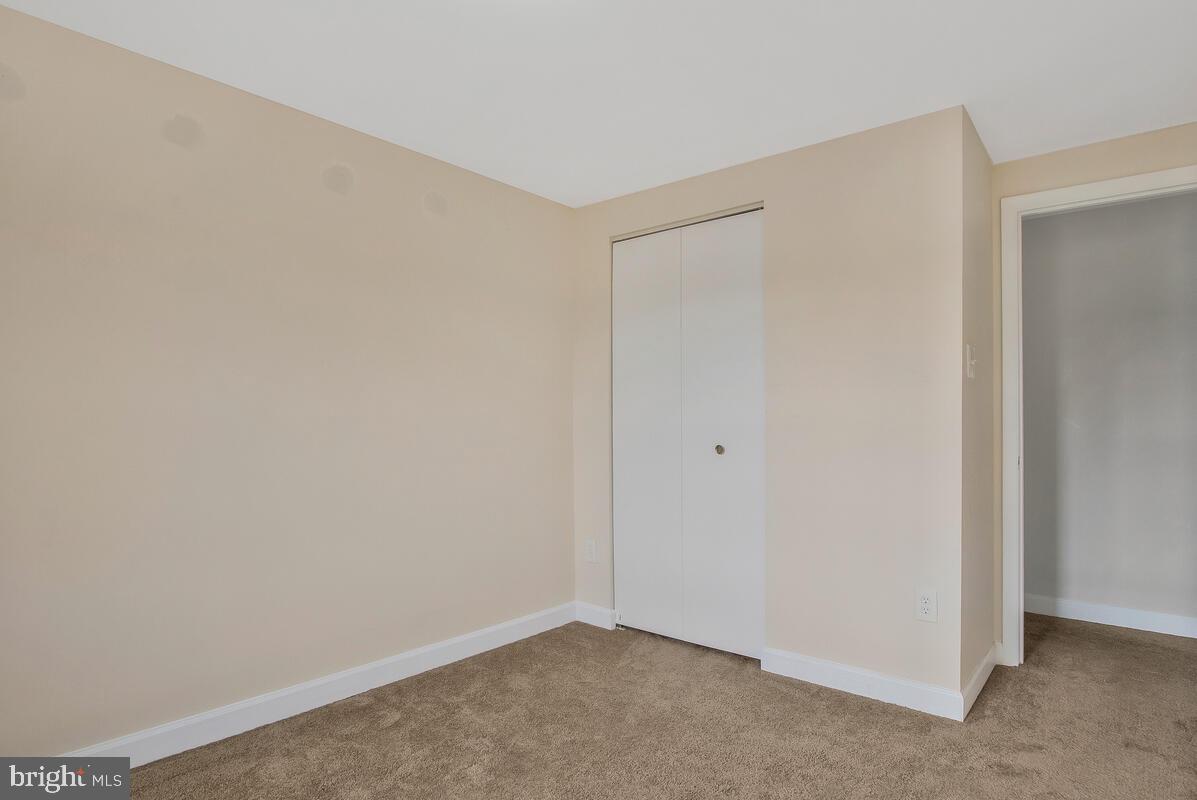 CHARING CROSS - Residential Lease