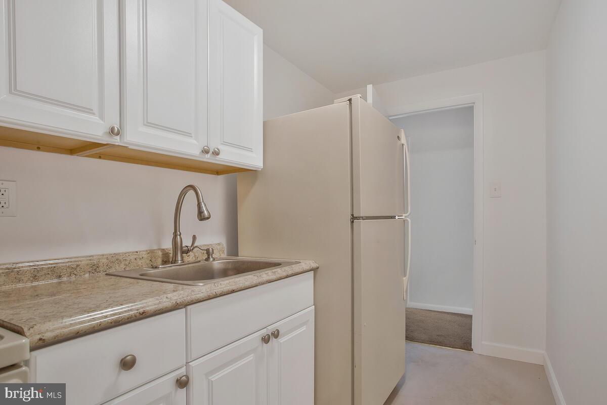 CHARING CROSS - Residential Lease