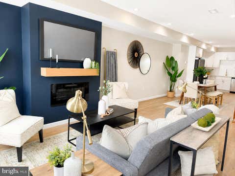 Townhouse For Sale - 2229 E Chase Street<br/> BALTIMORE, MD 21213