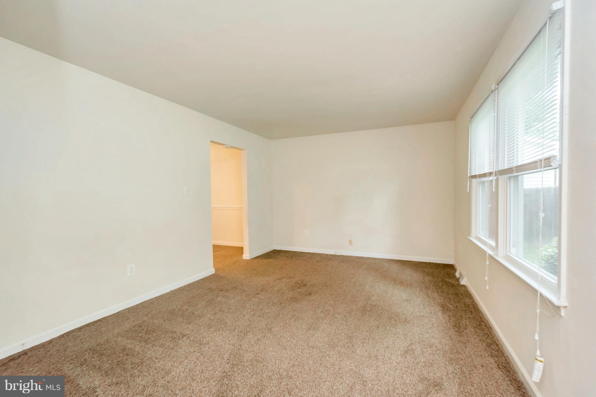 SHERATON HILLS EAST - Residential