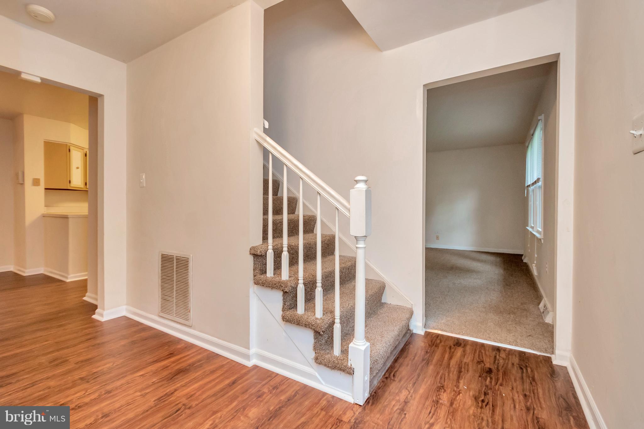 SHERATON HILLS EAST - Residential