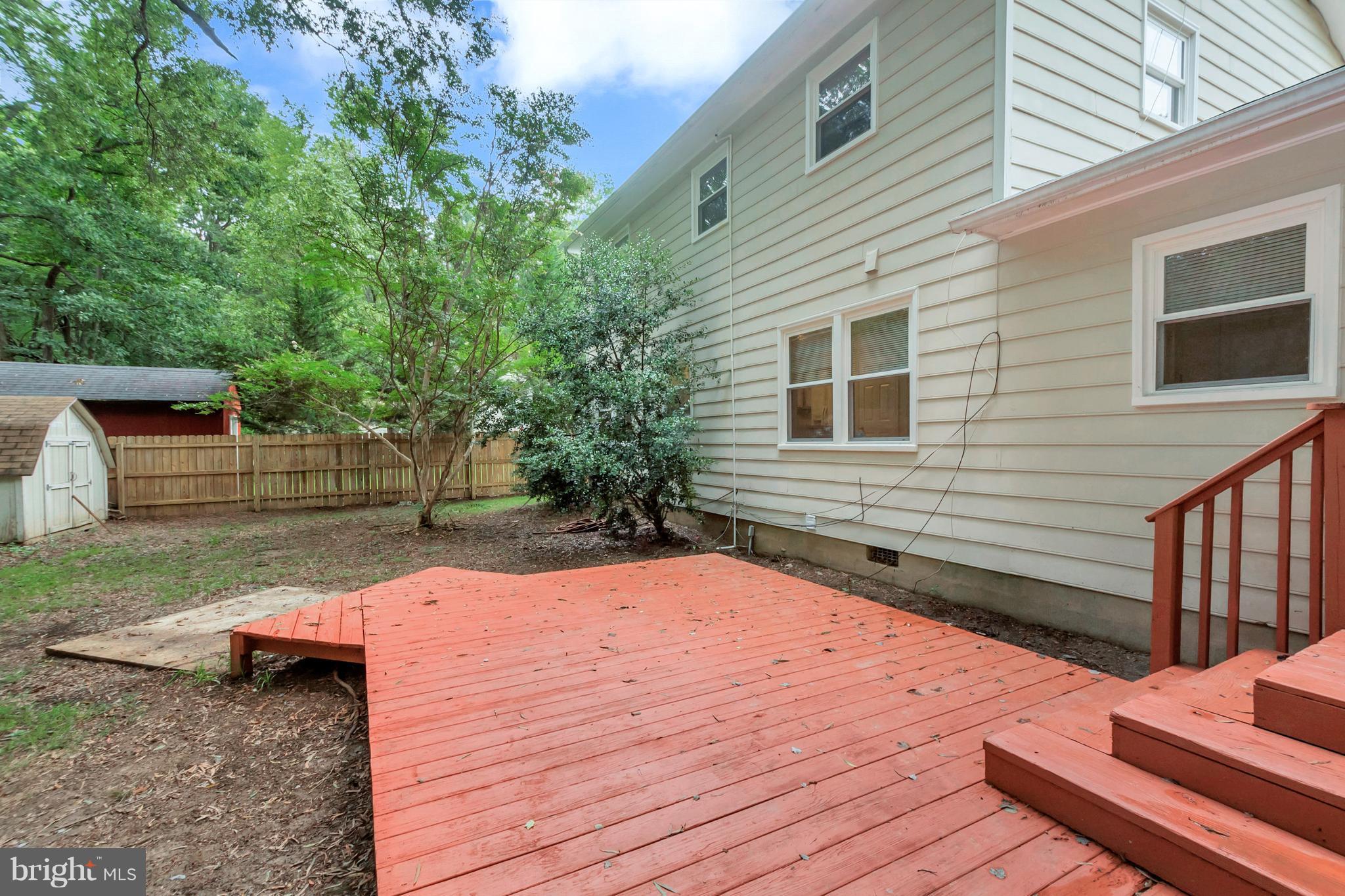 SHERATON HILLS EAST - Residential