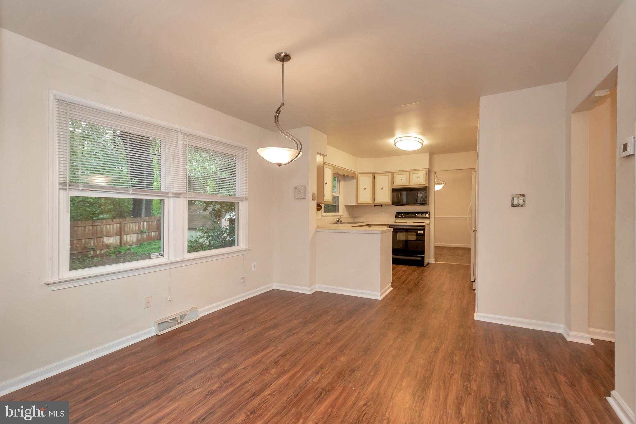 SHERATON HILLS EAST - Residential