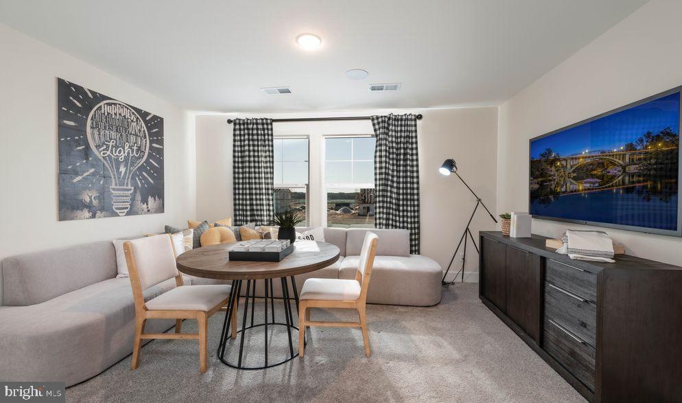 LIBERTY RUN - Residential