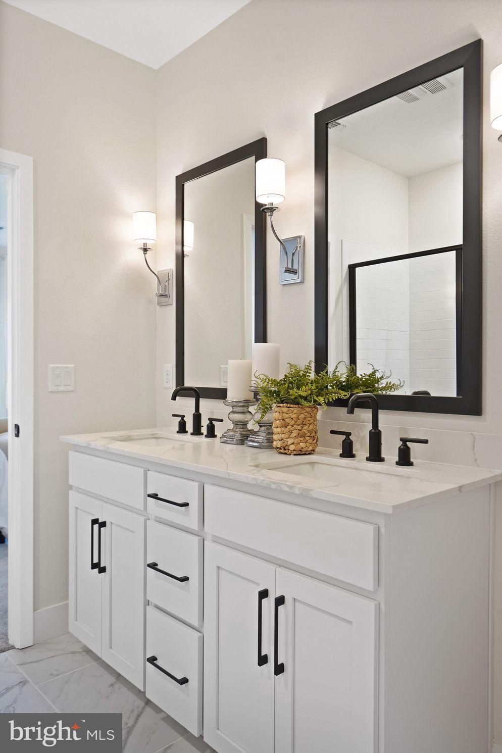 LIBERTY RUN - Residential