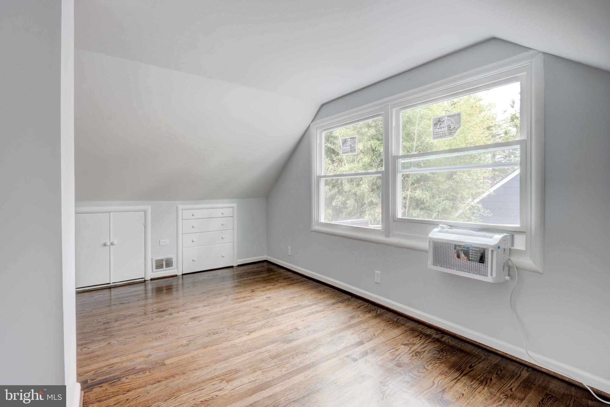 TIMBERBROOK - Residential