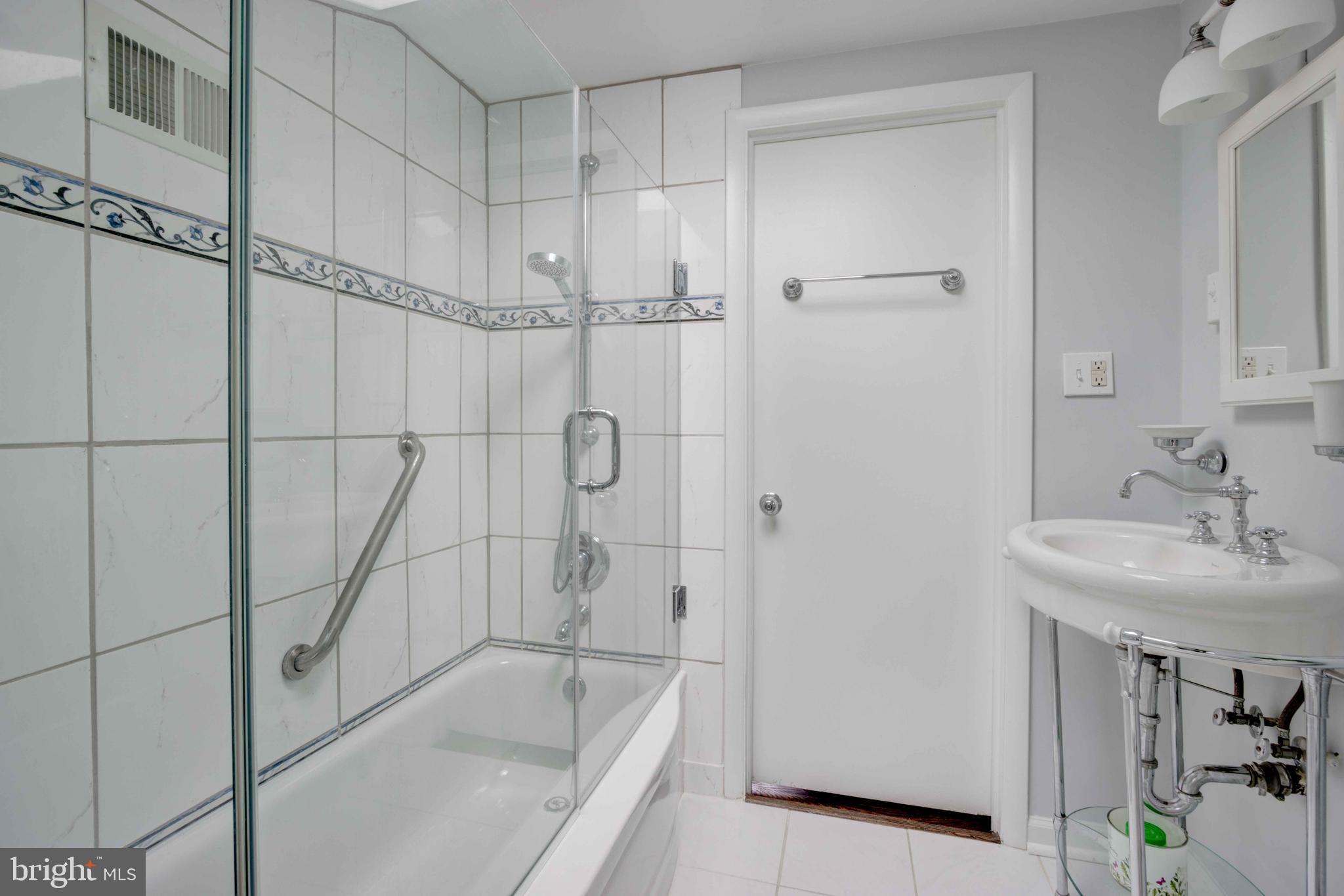 TIMBERBROOK - Residential