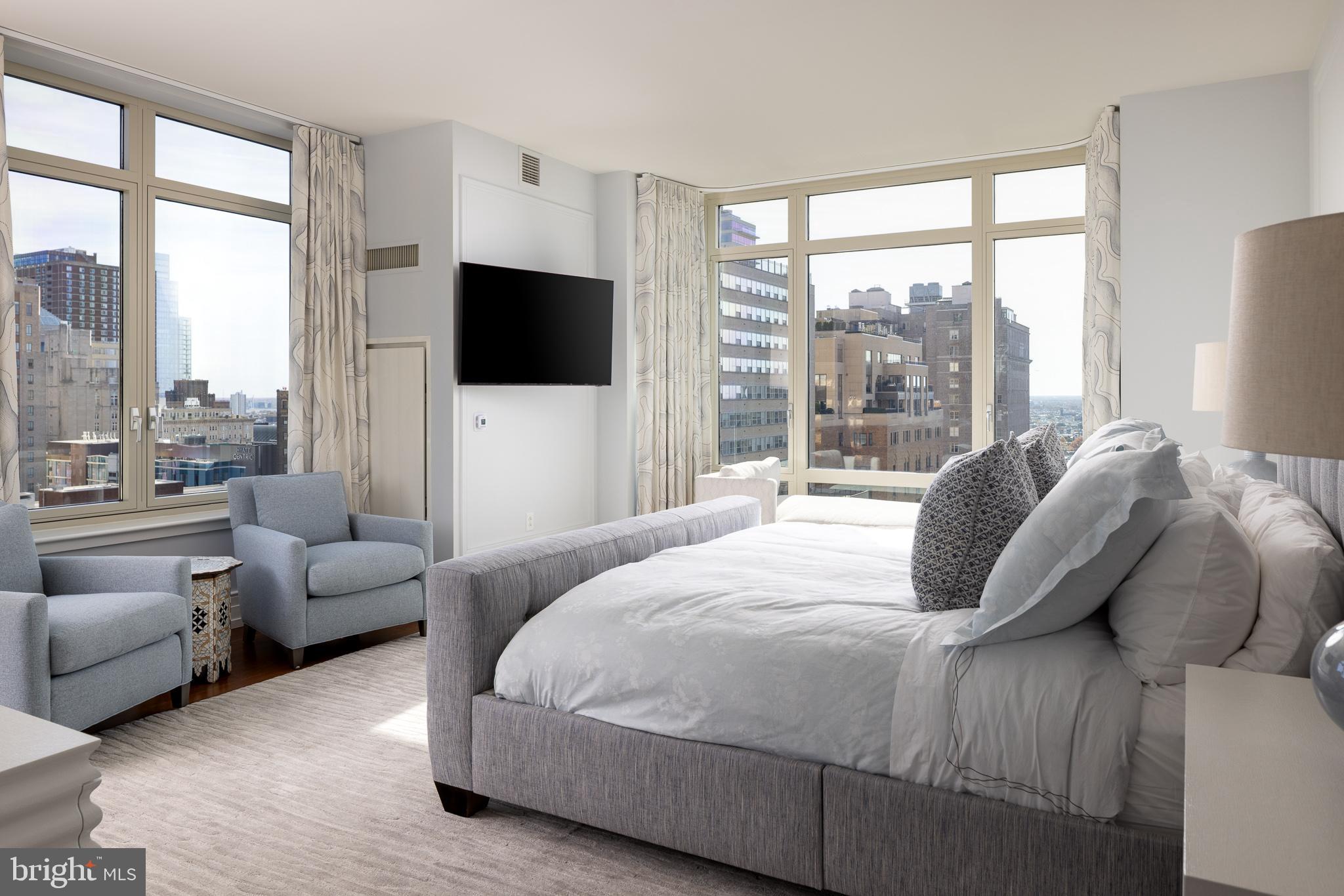 RITTENHOUSE SQUARE - Residential