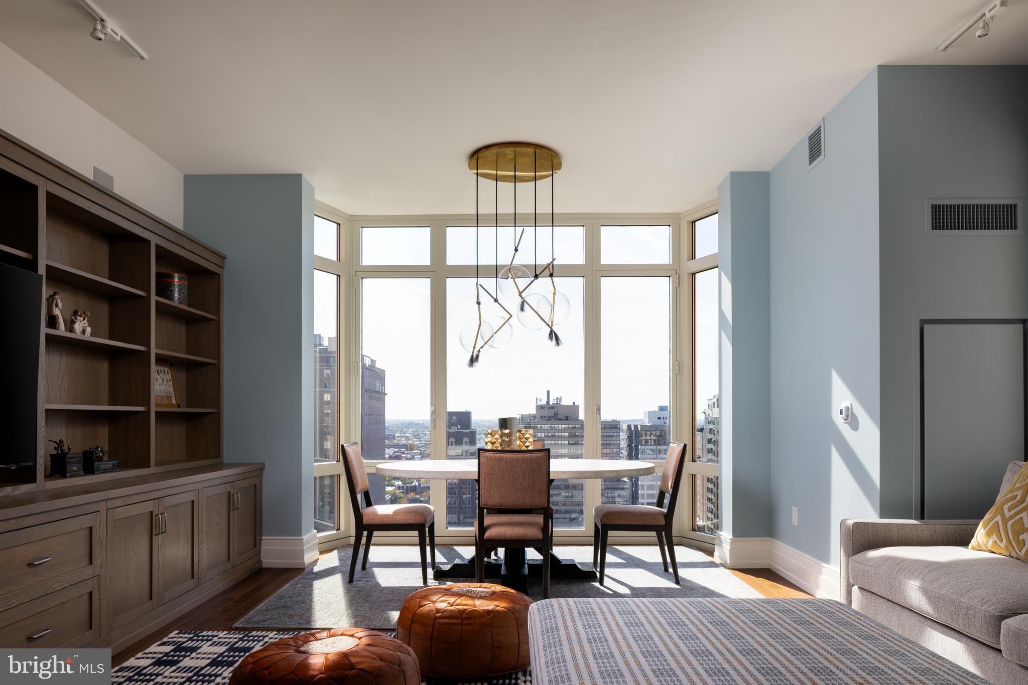 RITTENHOUSE SQUARE - Residential