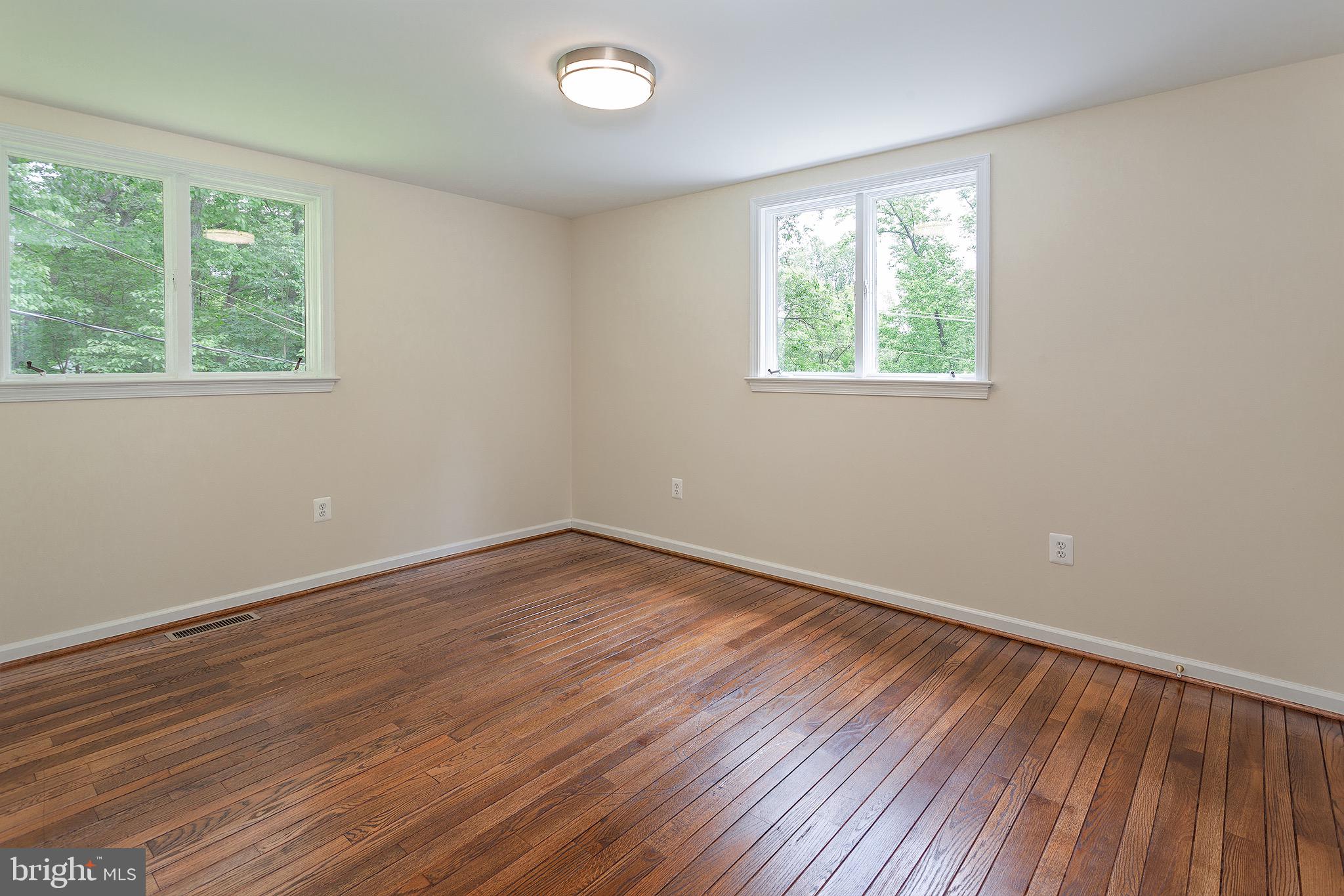 BULL RUN MOUNTAIN ESTATE - Residential