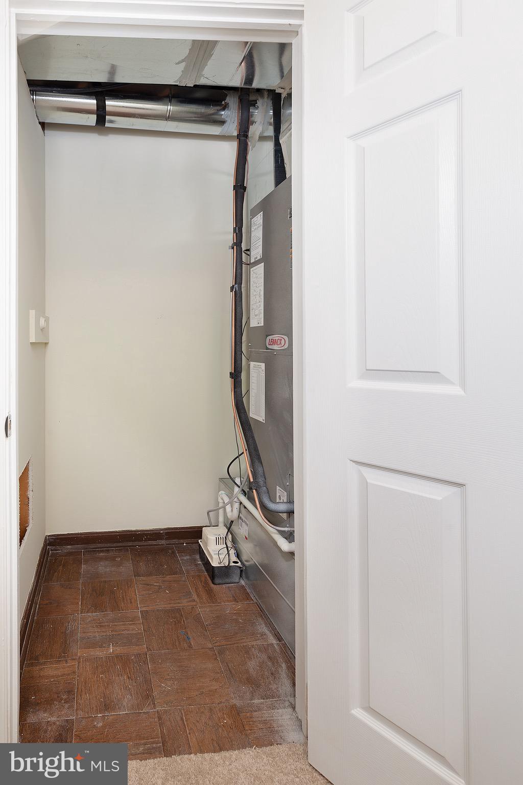 BULL RUN MOUNTAIN ESTATE - Residential