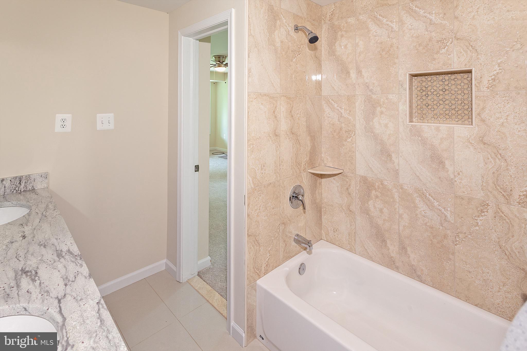 BULL RUN MOUNTAIN ESTATE - Residential