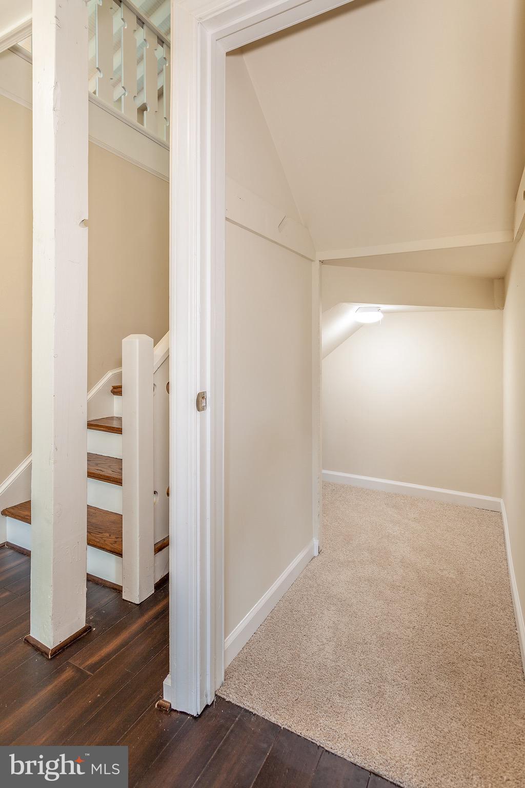 BULL RUN MOUNTAIN ESTATE - Residential