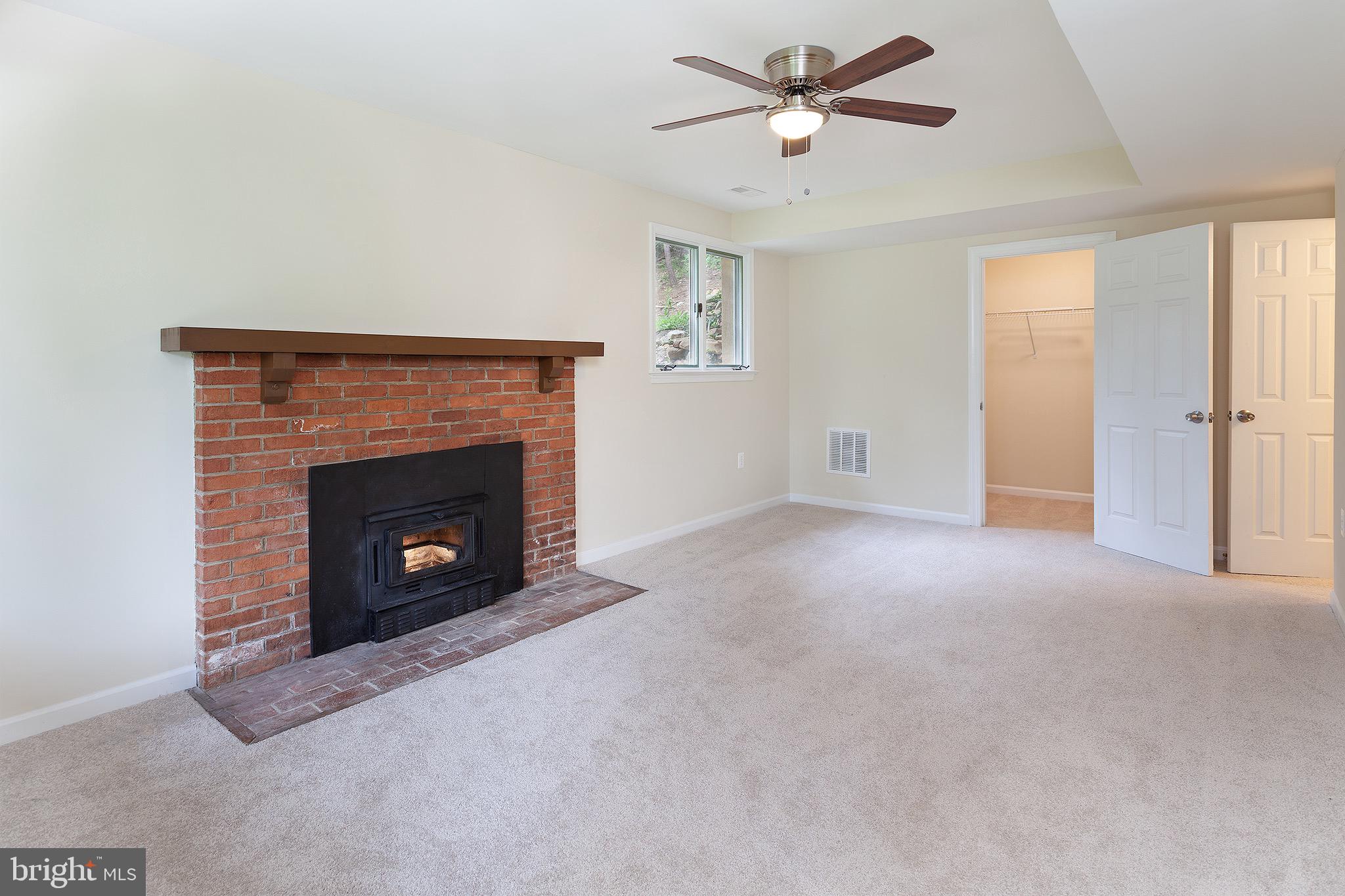 BULL RUN MOUNTAIN ESTATE - Residential