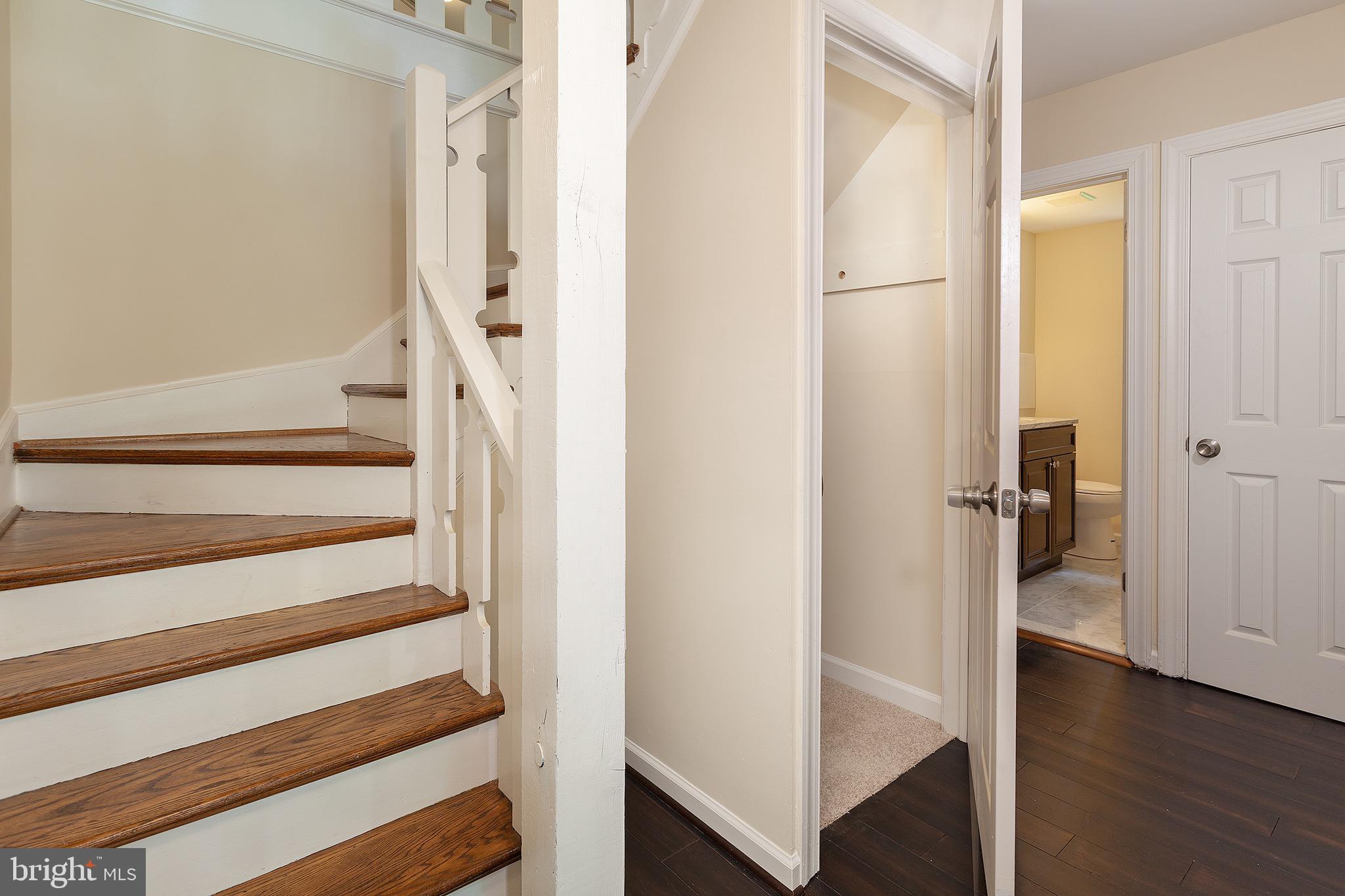 BULL RUN MOUNTAIN ESTATE - Residential