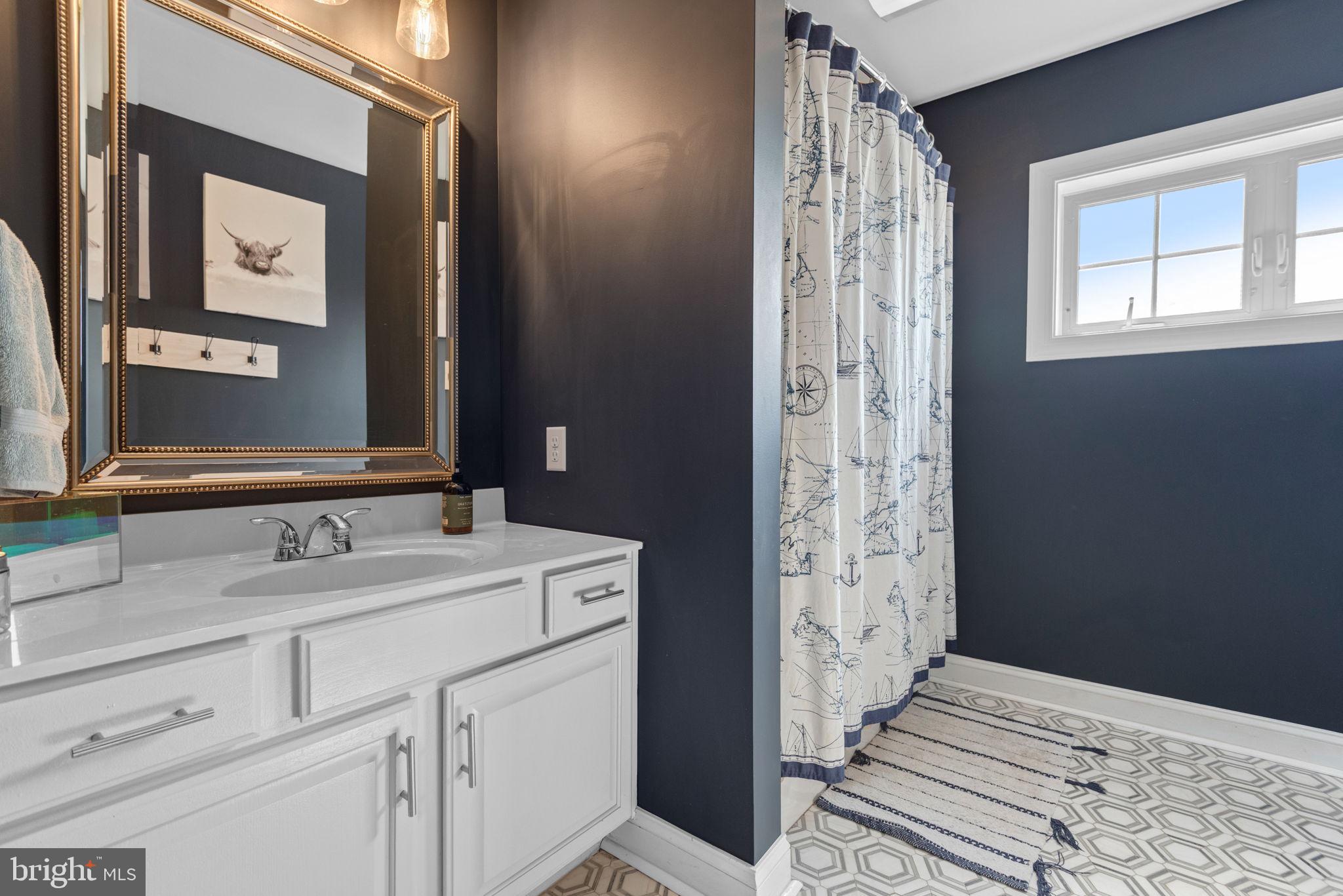 STONEGATE COMMONS - Residential