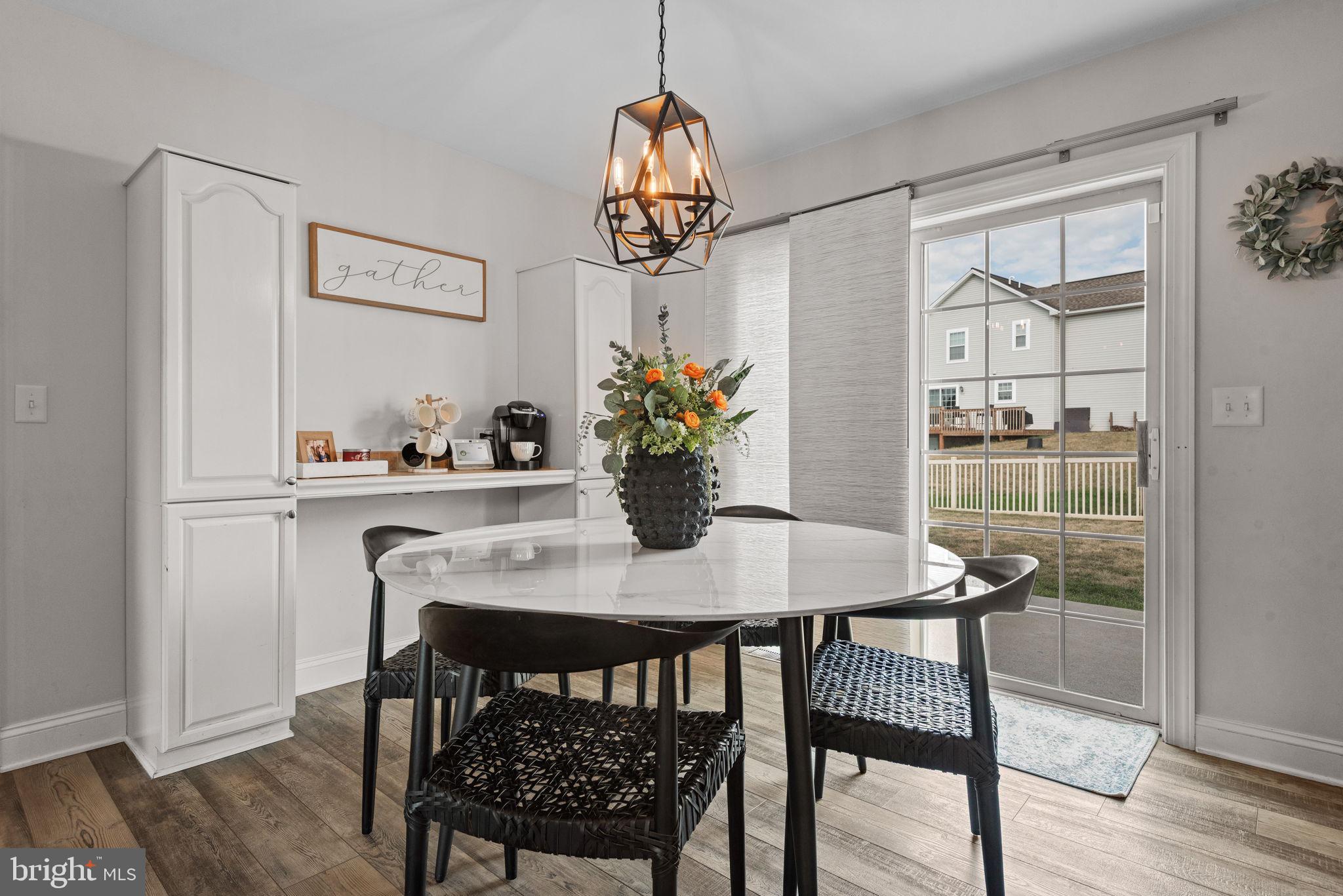 STONEGATE COMMONS - Residential