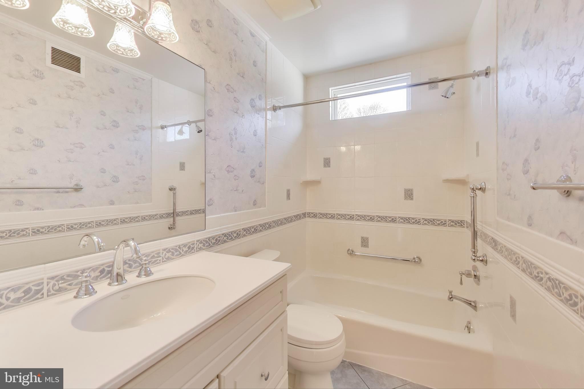 CHAIN BRIDGE FOREST - Residential Lease