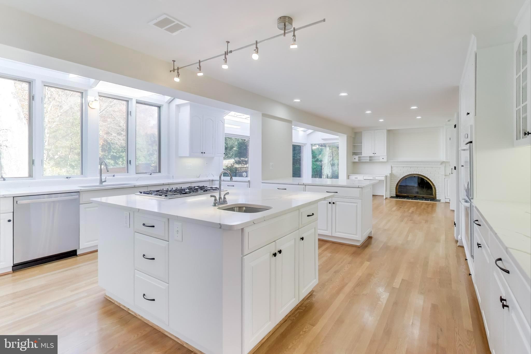 CHAIN BRIDGE FOREST - Residential Lease