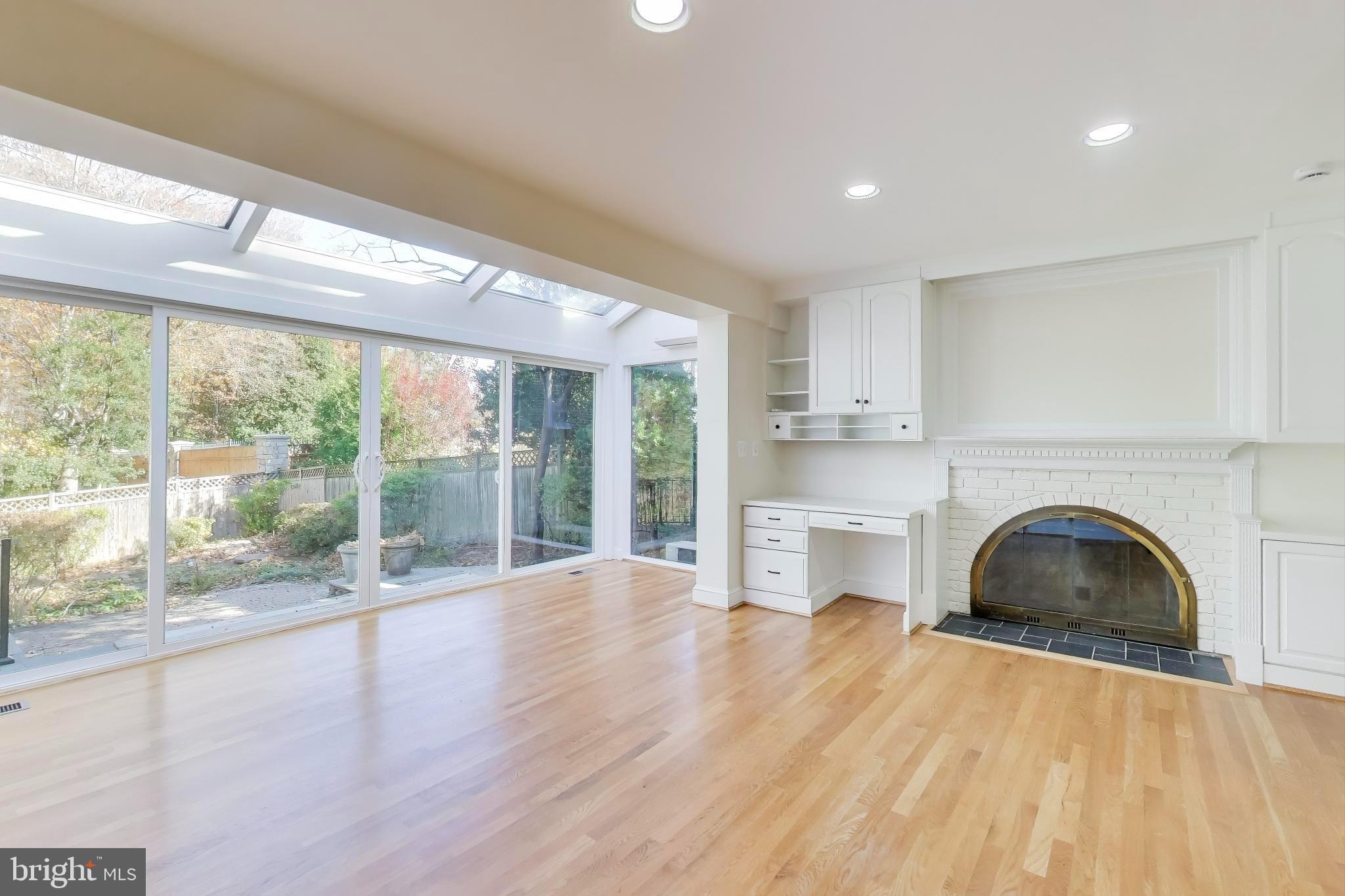 CHAIN BRIDGE FOREST - Residential Lease