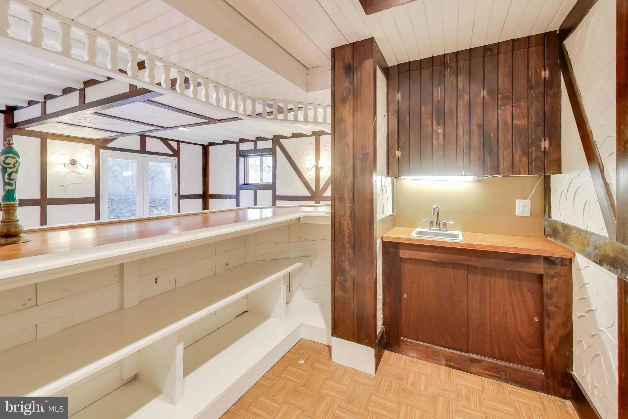 CHAIN BRIDGE FOREST - Residential Lease