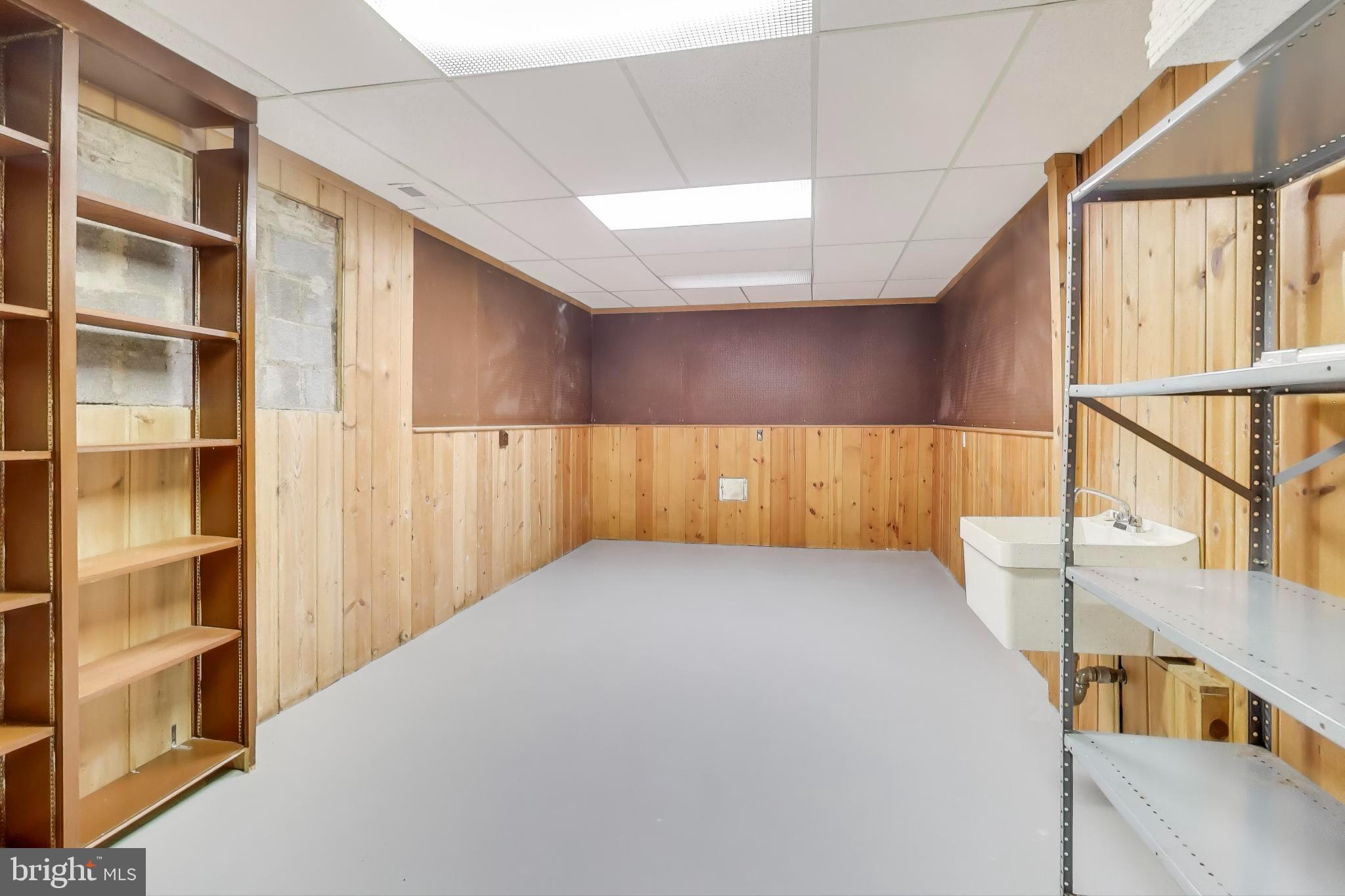 CHAIN BRIDGE FOREST - Residential Lease