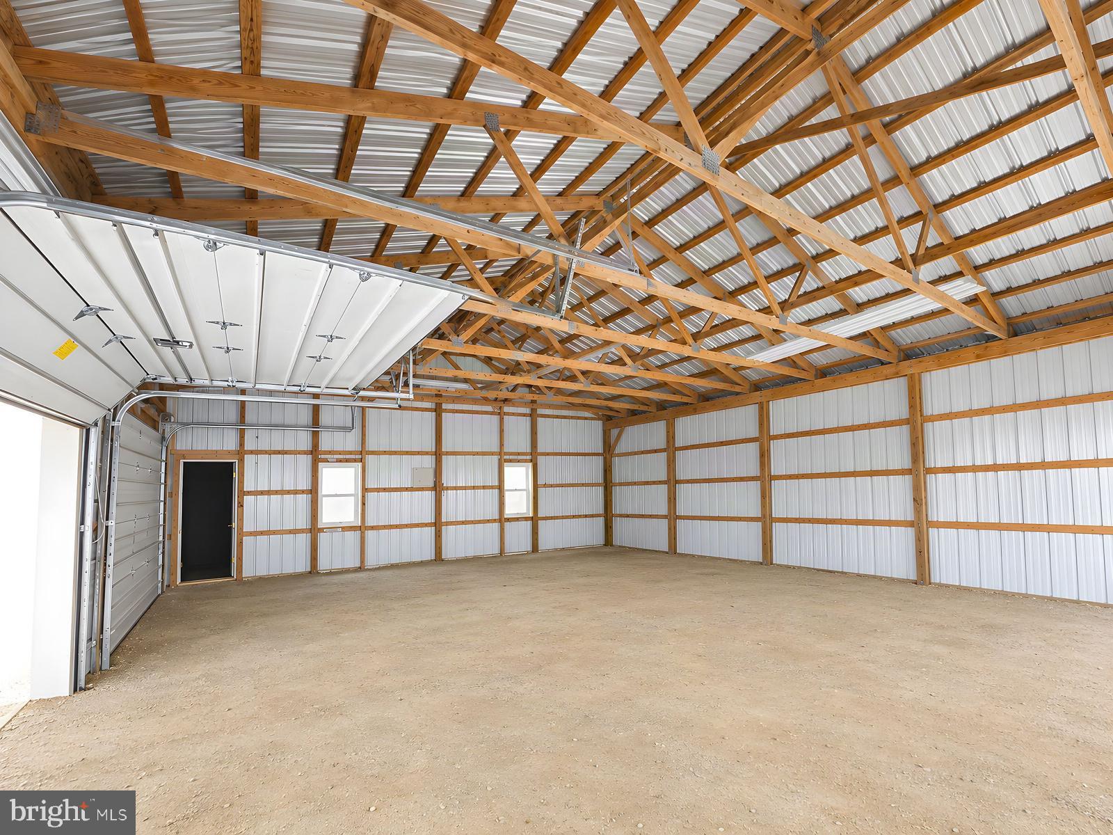 1372 ELM ROAD