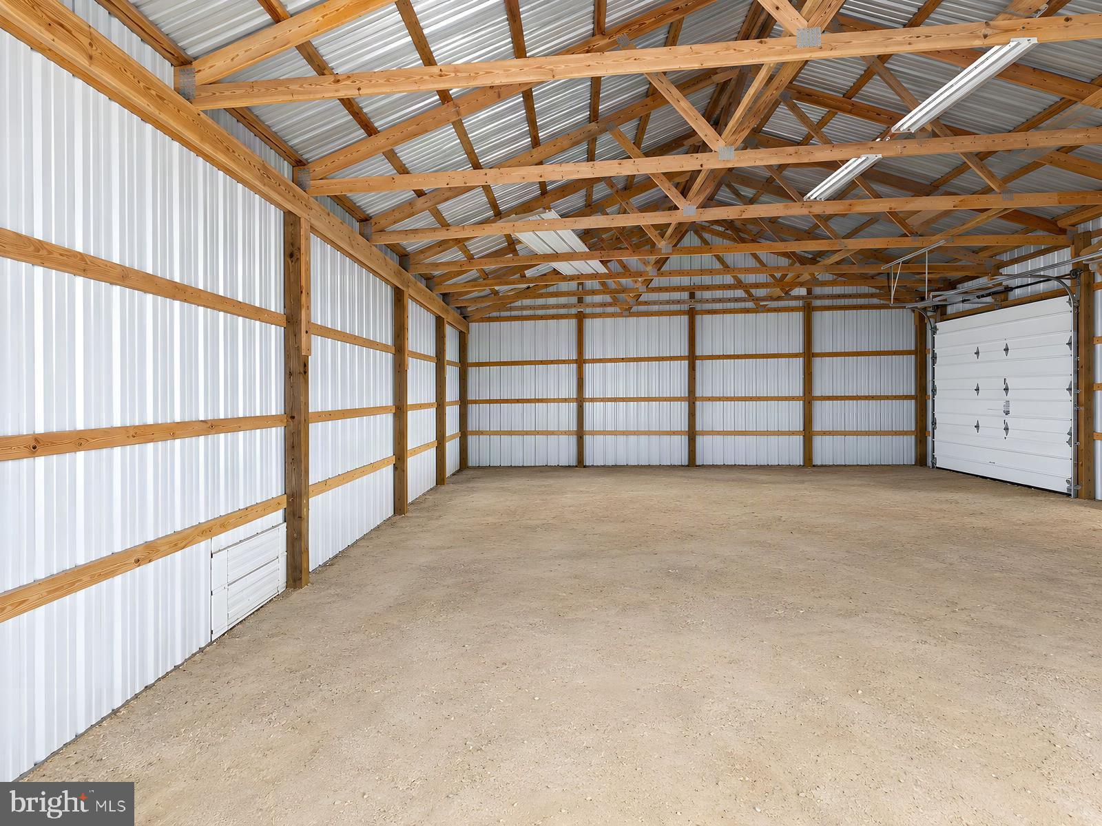 1372 ELM ROAD