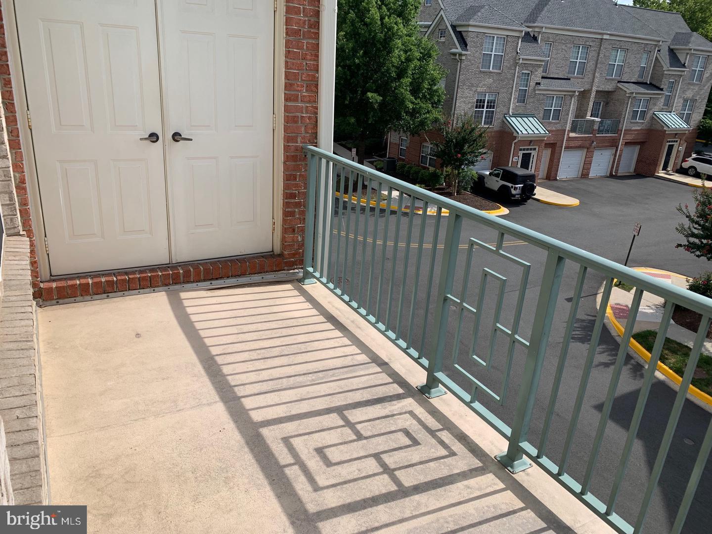 MADISON PARK AT WEST MARKET - Residential Lease