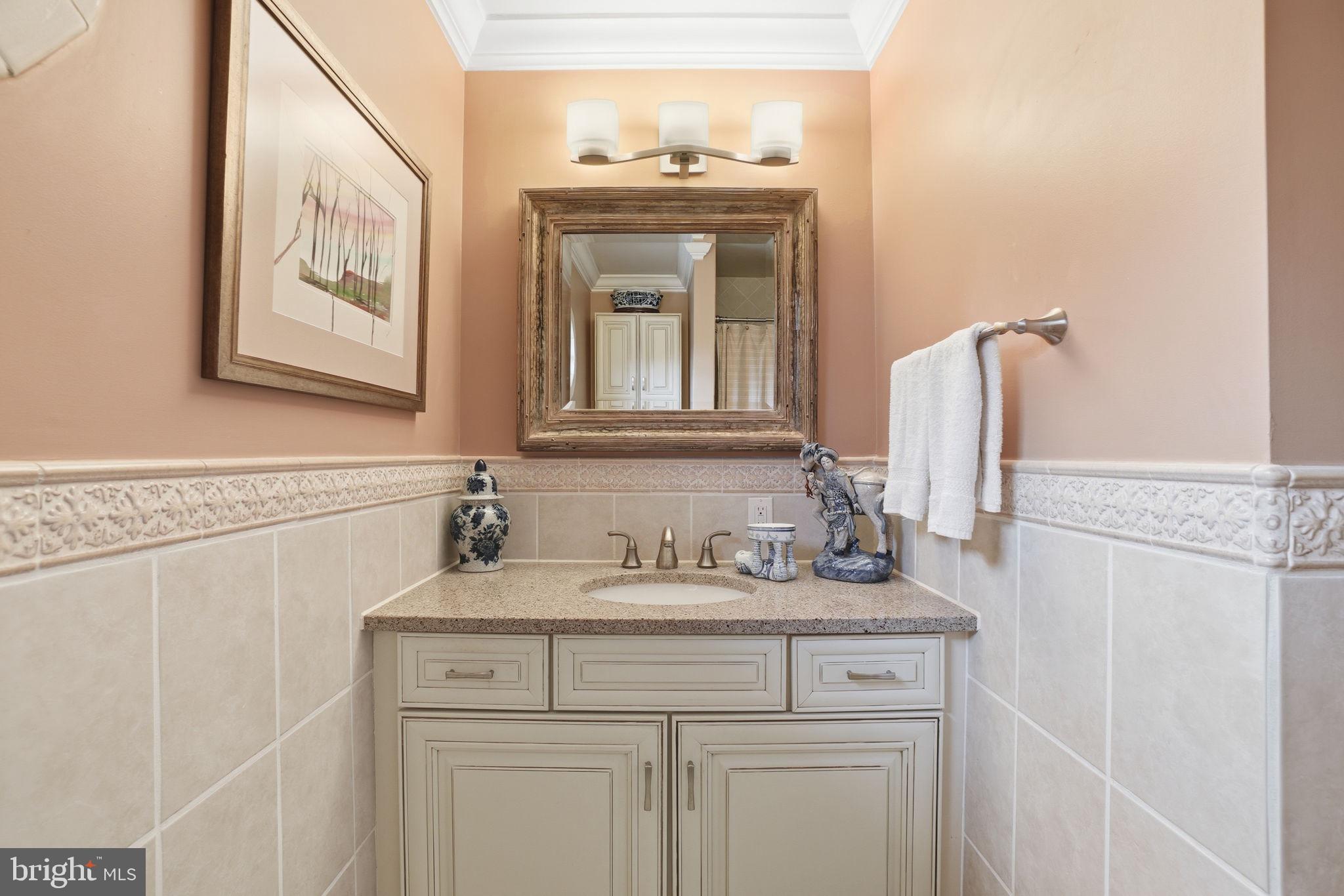 ARLINGTON RIDGE - Residential