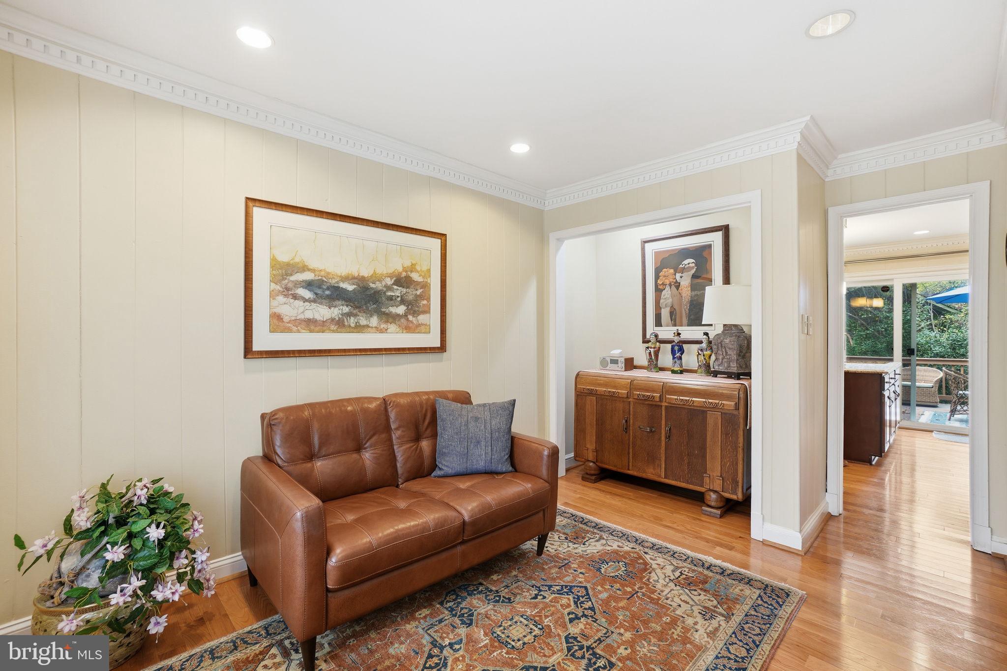 ARLINGTON RIDGE - Residential