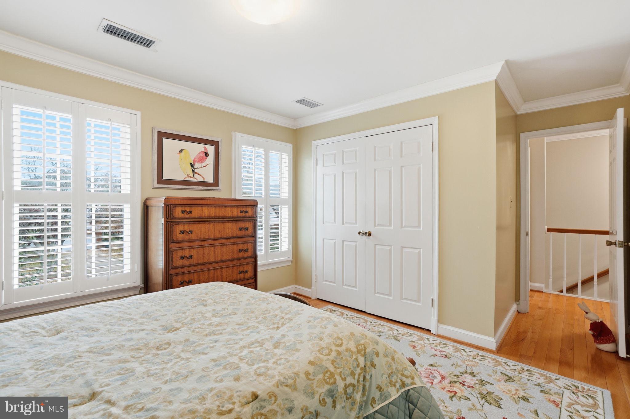 ARLINGTON RIDGE - Residential