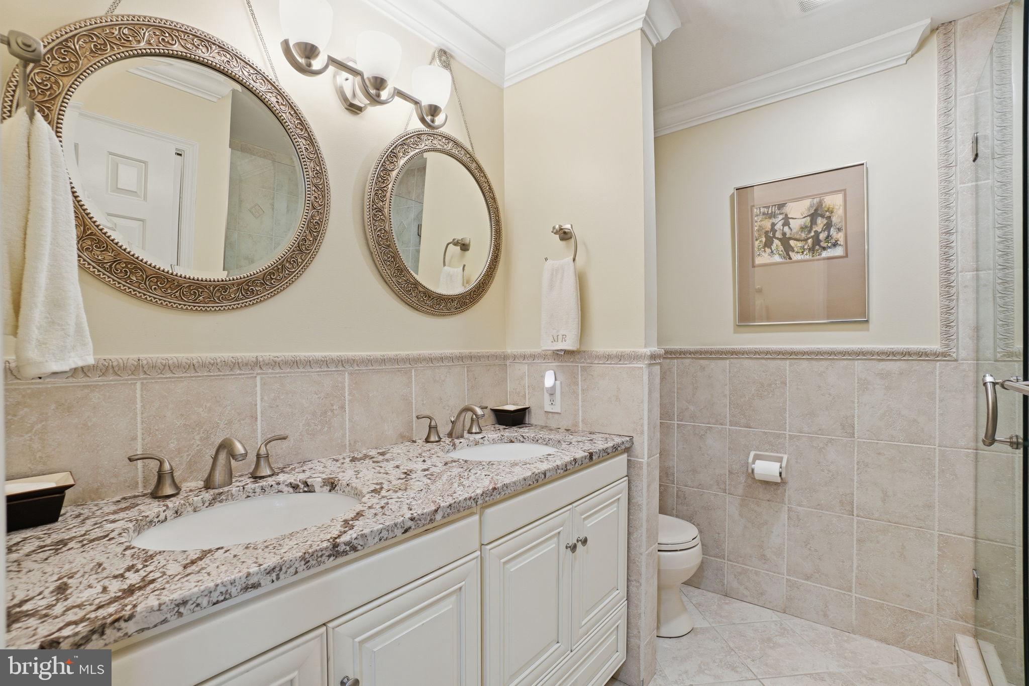 ARLINGTON RIDGE - Residential