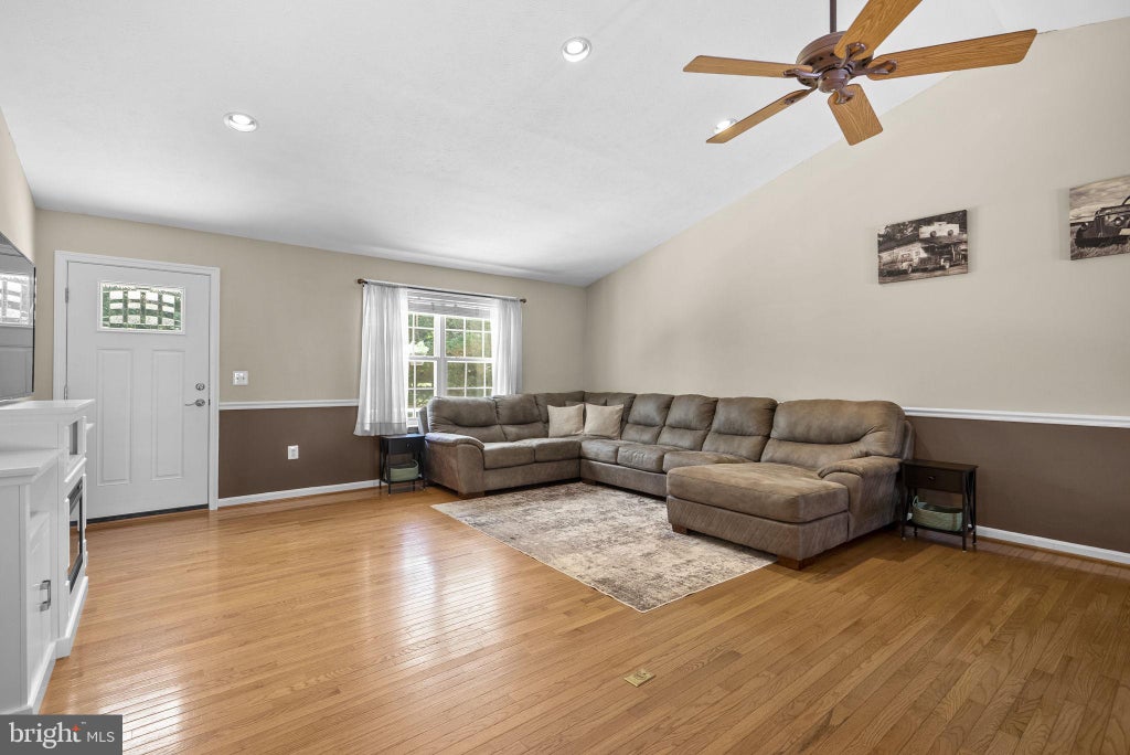 Photo of 6975 Orchard View Lane, HUGHESVILLE, MD 20637 (MLS # MDCH2055630)