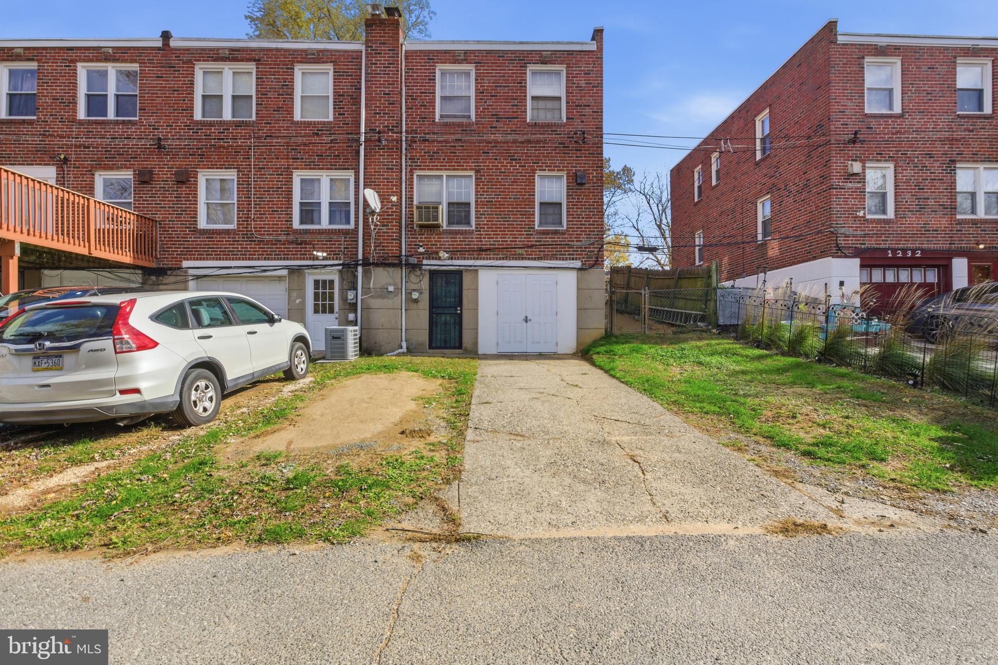 TOBY FARMS - Residential