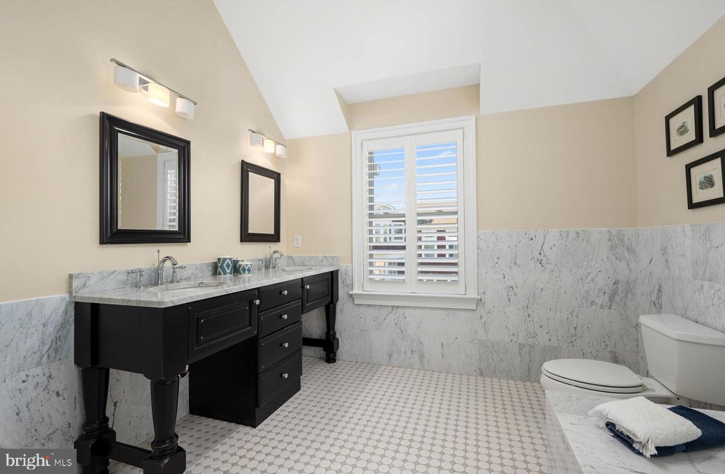 INDIAN BEACH - Residential