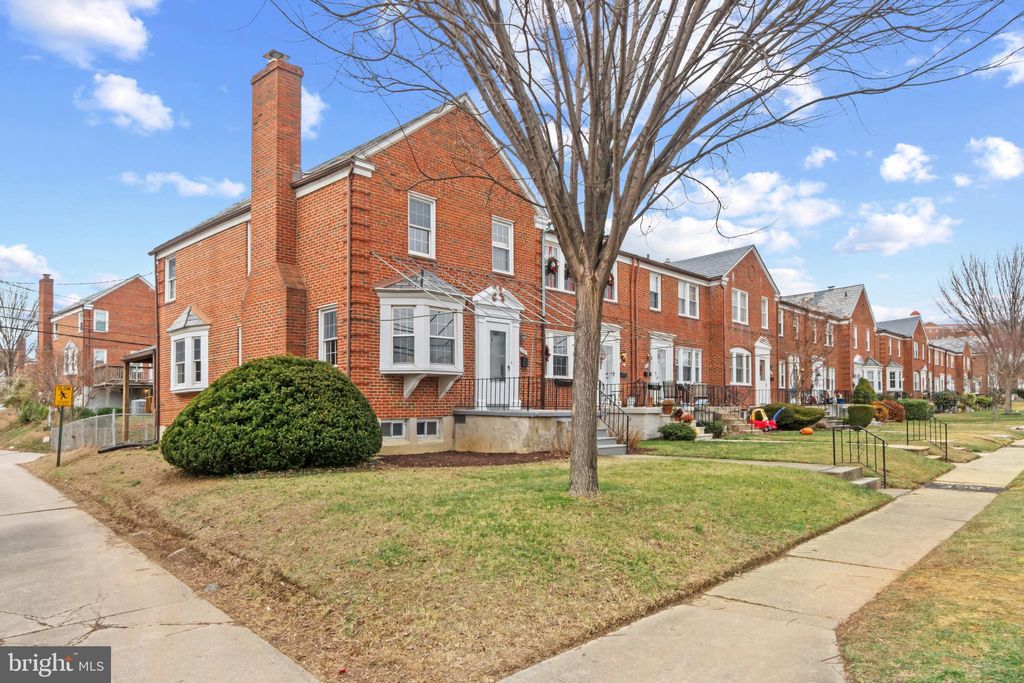 Photo of 308 Greenlow Road, CATONSVILLE, MD 21228 (MLS # MDBC2147772)