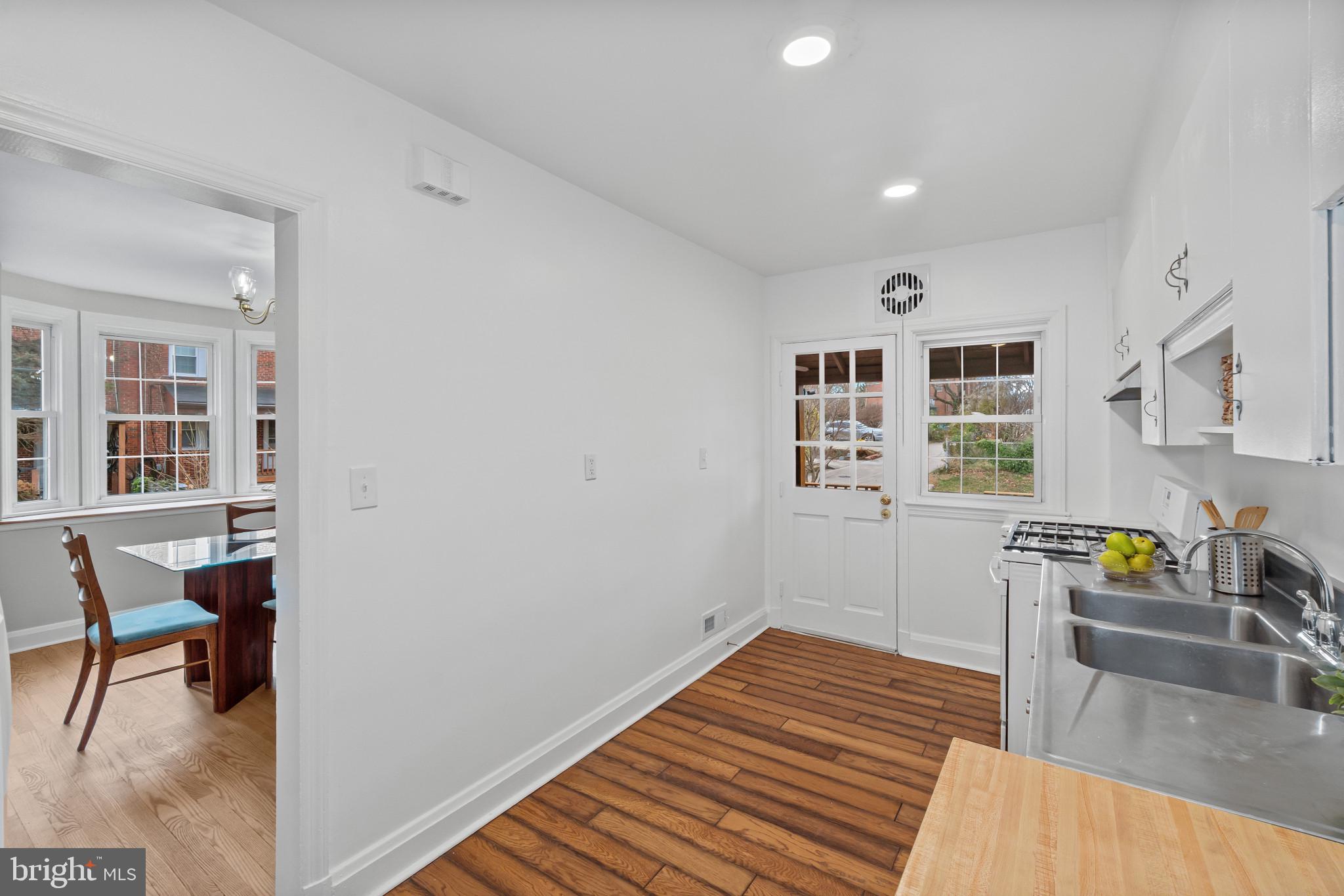 ACADEMY HEIGHTS - Residential