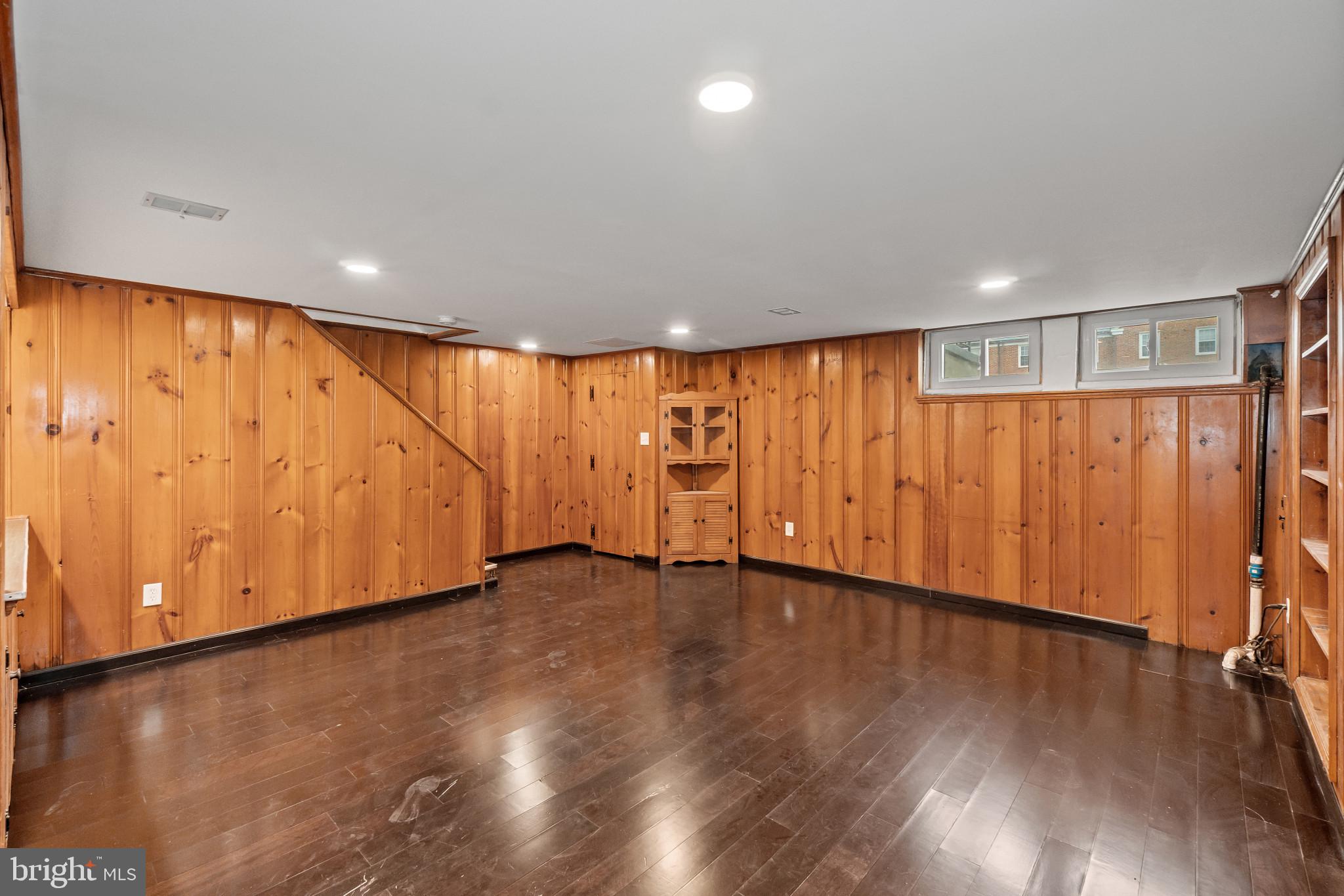 ACADEMY HEIGHTS - Residential